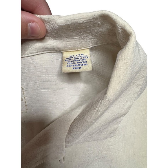 Tommy Bahama Silk Embroidered To Zin or Not to Zin Cream Button Down XL - Picture 4 of 9
